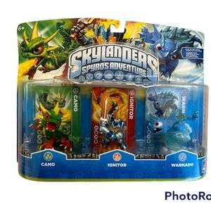 NIP New Sealed Skylanders Spyro’s Adventure Camo, Ignitor, & Warnado set